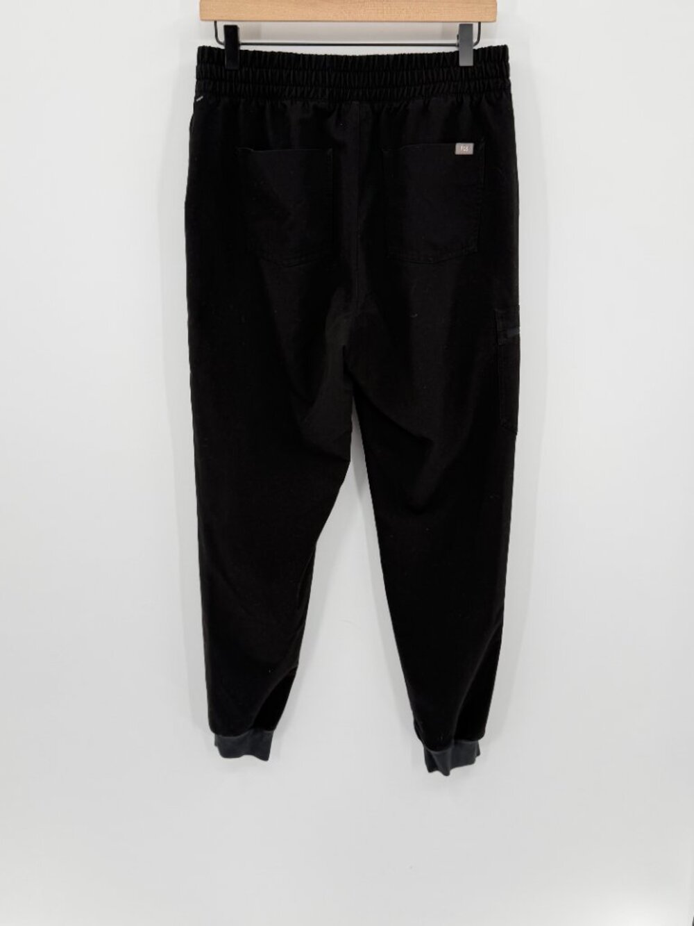 FIGS Technical Collection Zamora Jogger Scrub Pants Black Women's Medium EUC - Picture 3 of 5